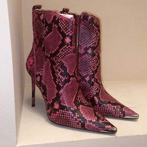 Steve Madden Heels size 8.5US